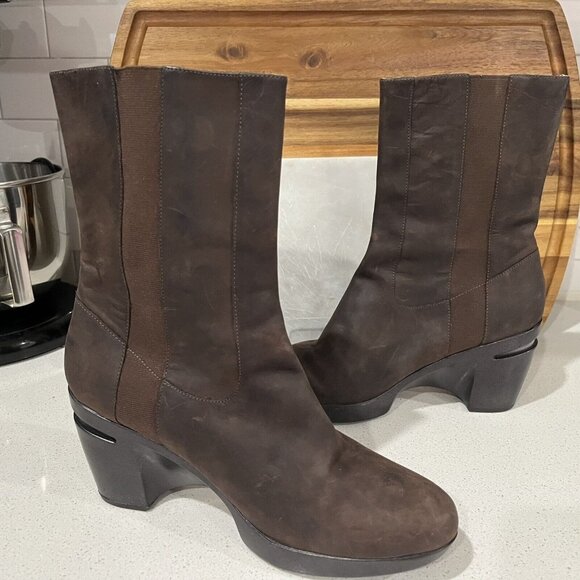 Cole Haan Air Sara Brown Nubuck Leather Boots Mid Wedge Platform D29267 - Picture 1 of 9